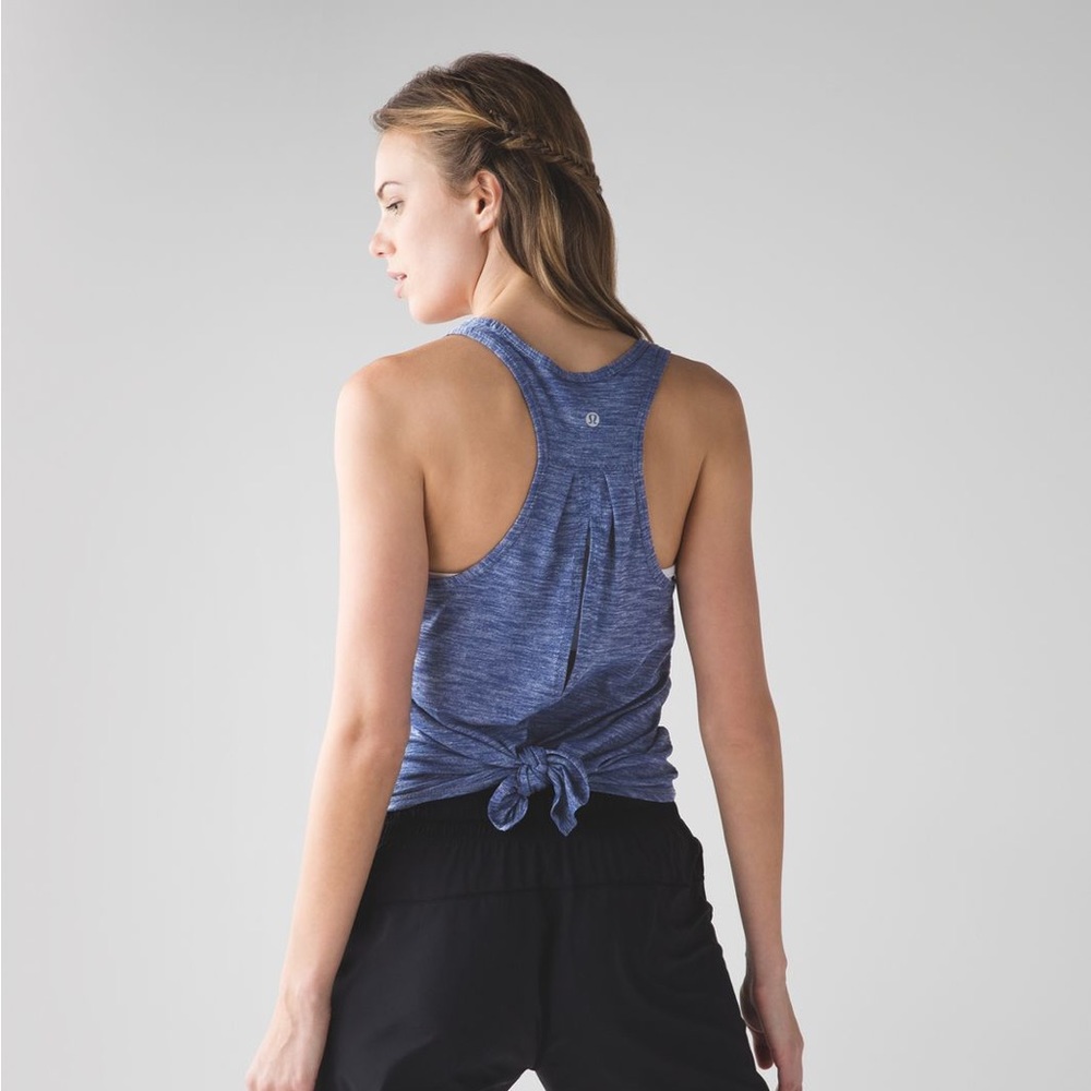 Lululemon Salute the Sun Tank Heathered Hero Blue size 8